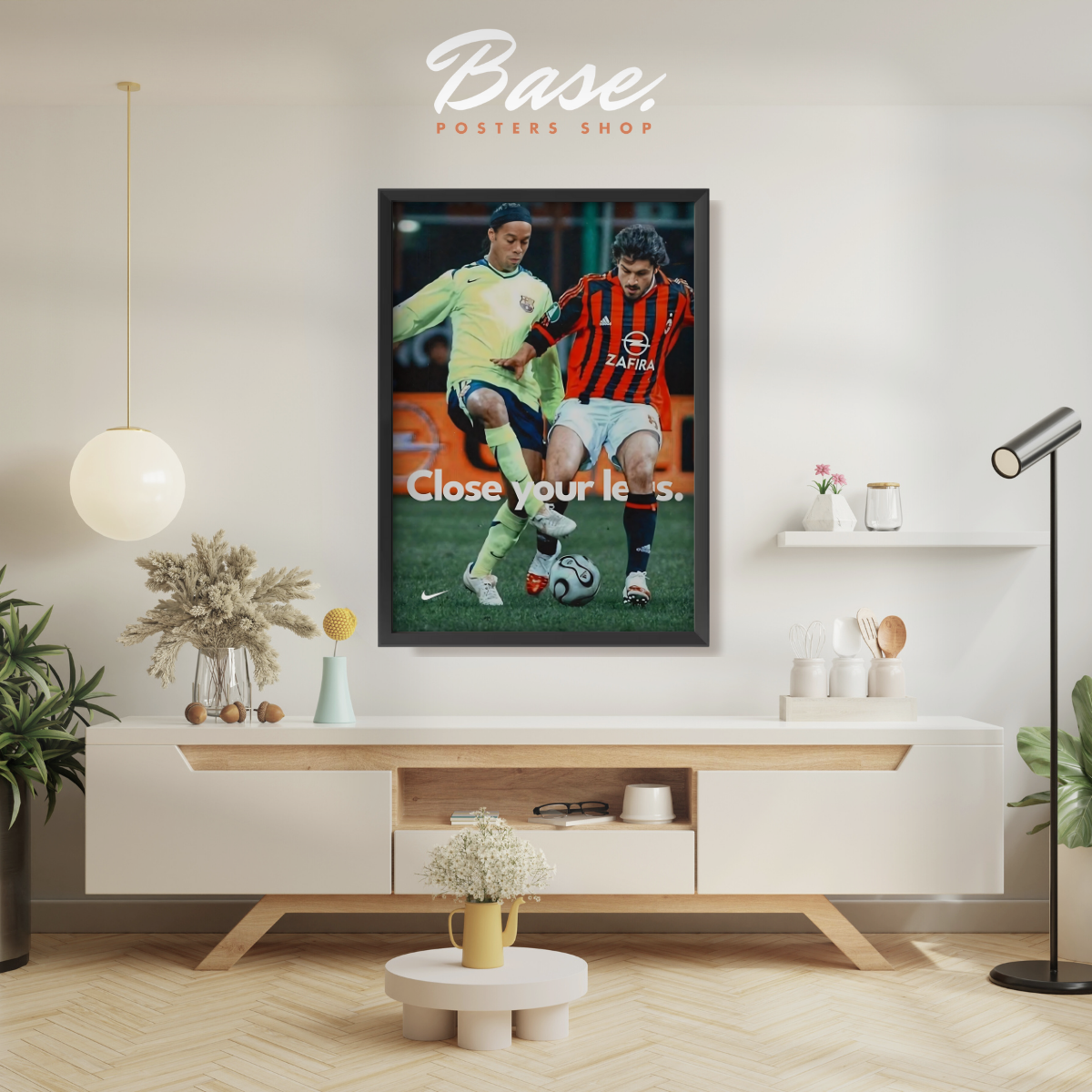 Ronaldinho - Close your legs