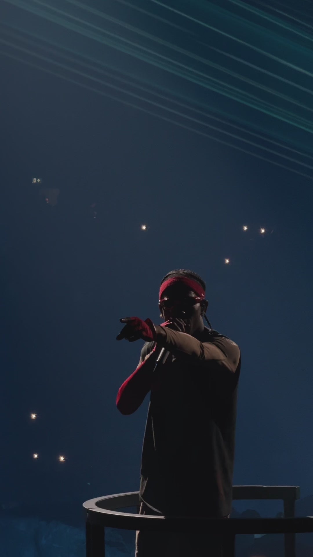 Załaduj wideo: Travis Scott Posters